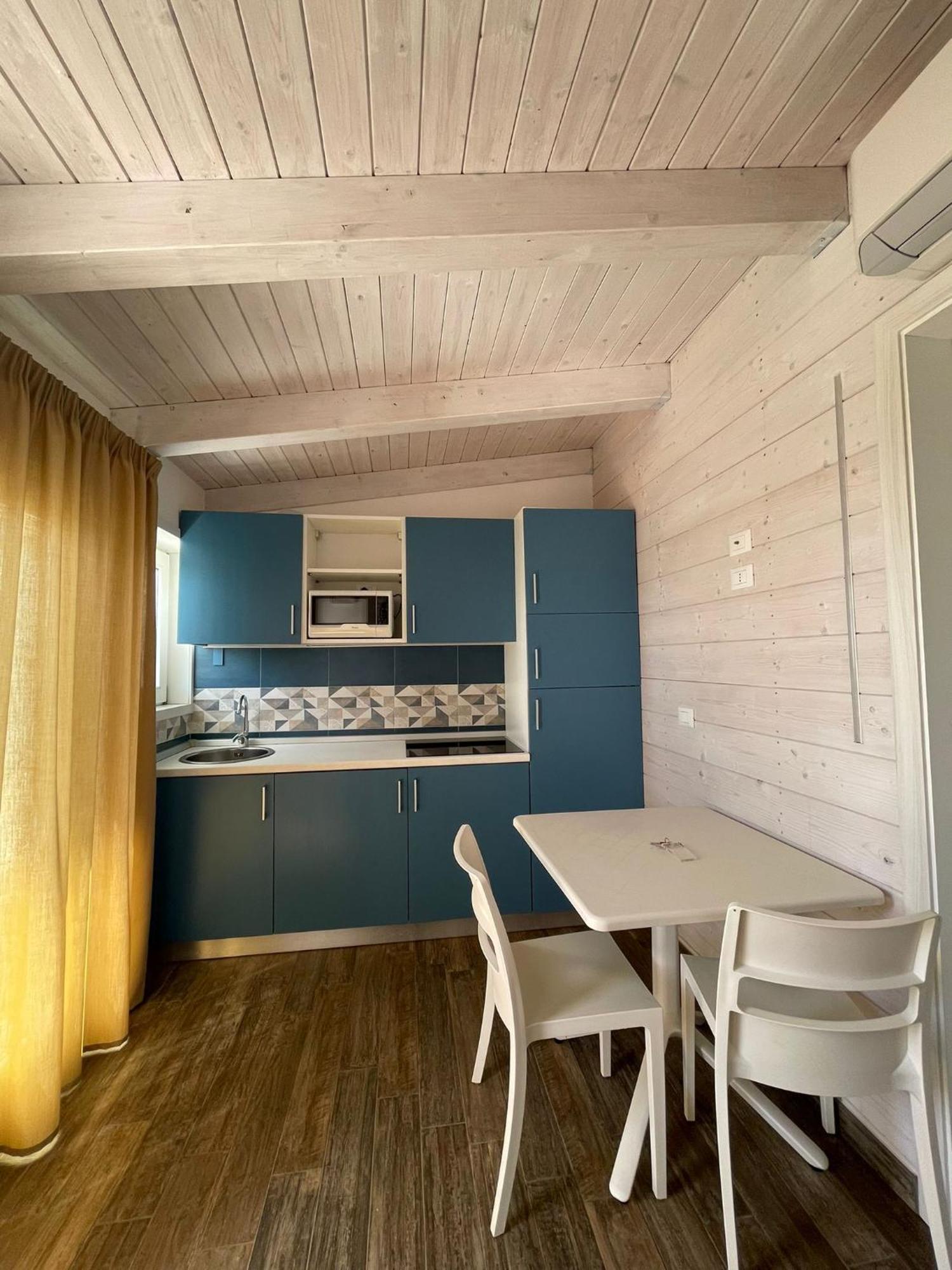 Marinella Beach Apartment Capo Vaticano Exterior photo