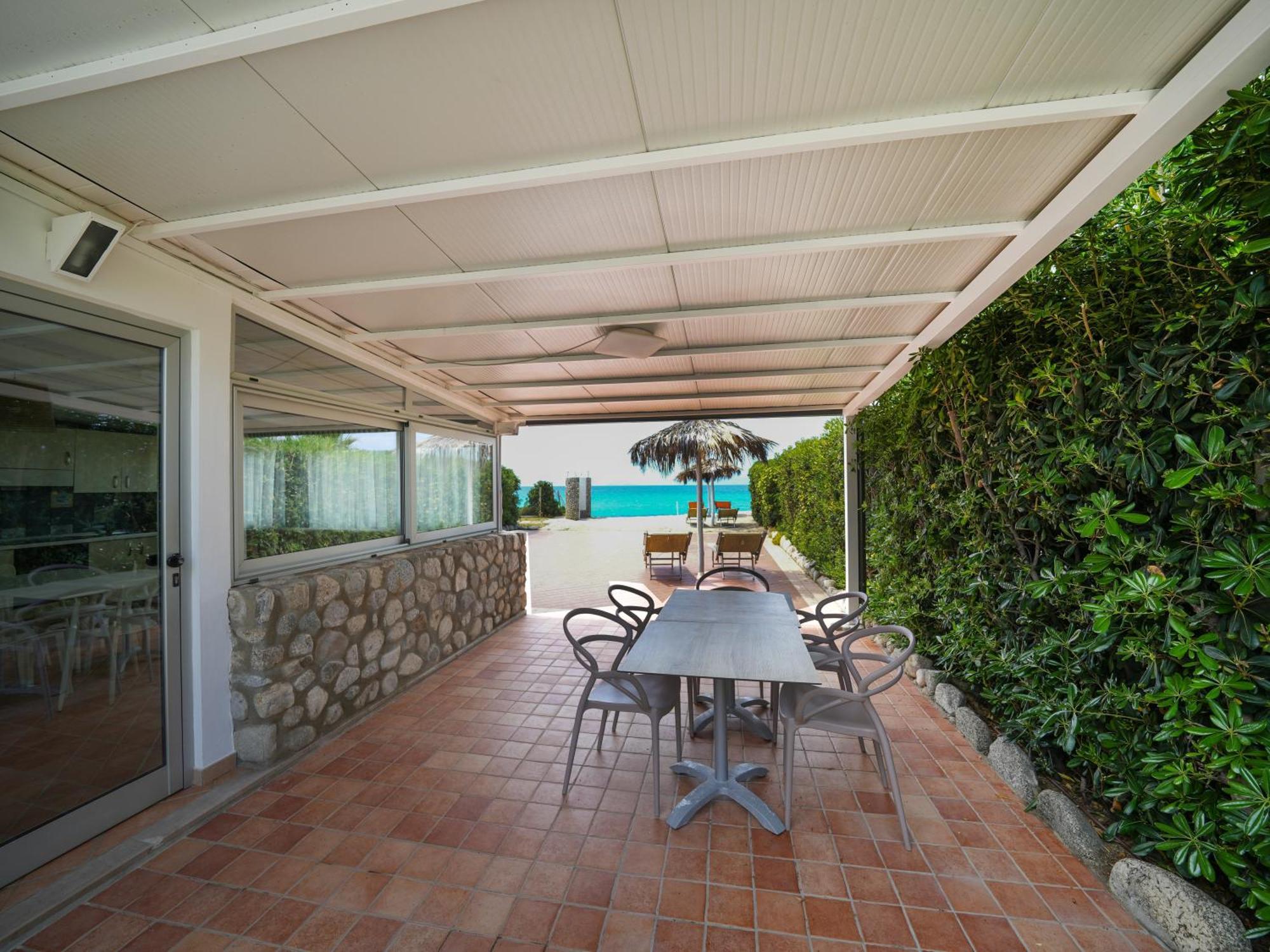 Marinella Beach Apartment Capo Vaticano Exterior photo