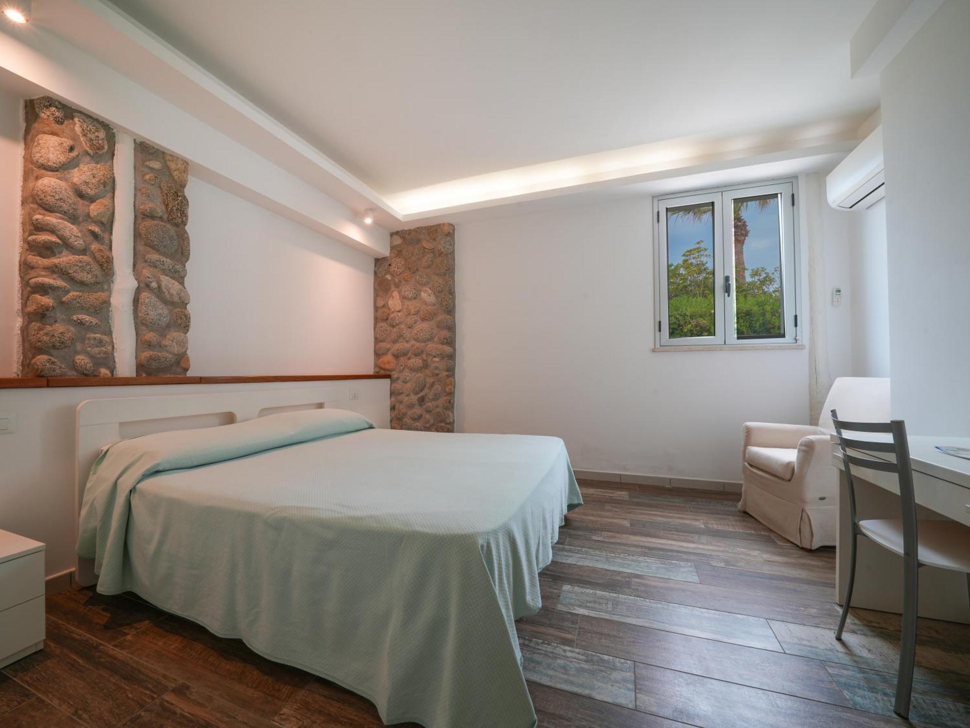 Marinella Beach Apartment Capo Vaticano Exterior photo