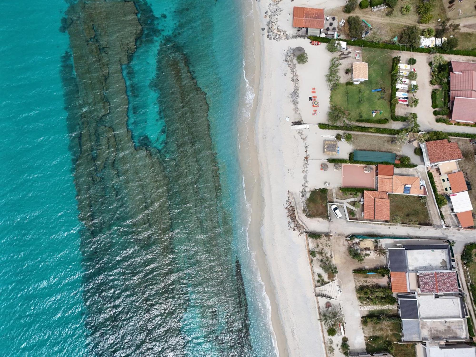 Marinella Beach Apartment Capo Vaticano Exterior photo